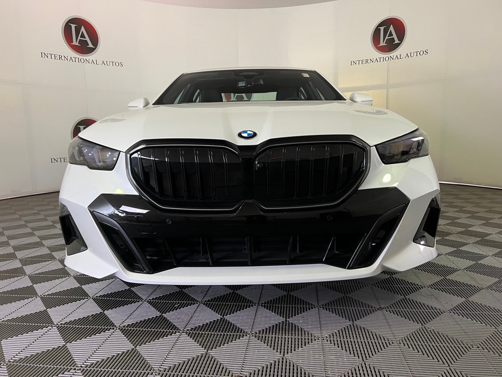 2026 BMW 5 Series 530i