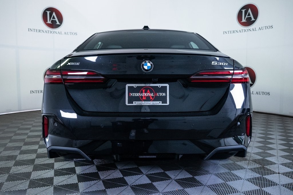 2026 BMW 5 Series 530i