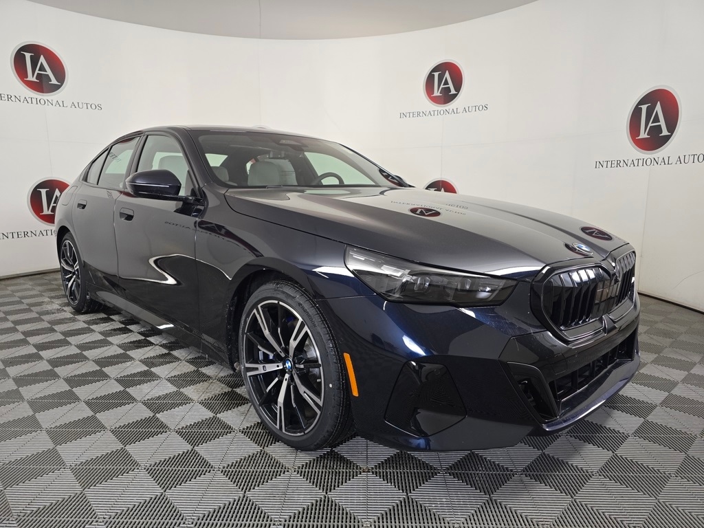 New 2026 BMW 530i xDrive Sedan