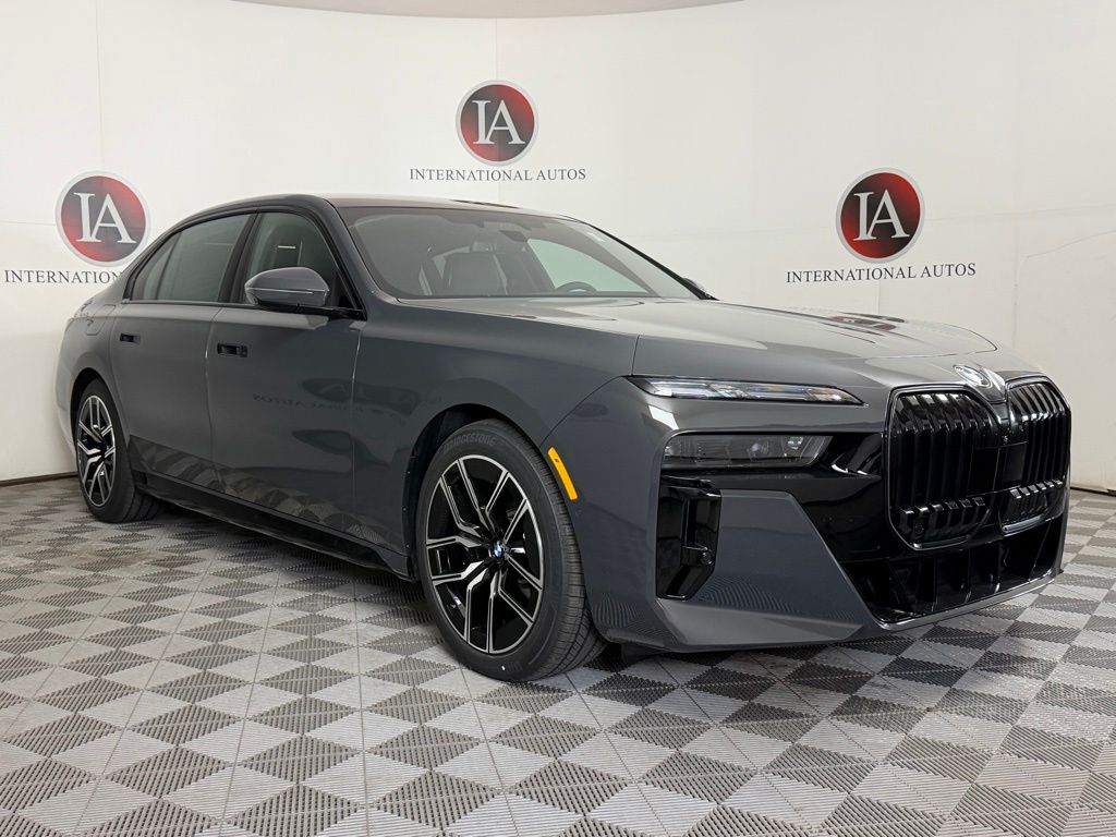 2026 BMW 7 Series 760i xDrive Sedan's photo