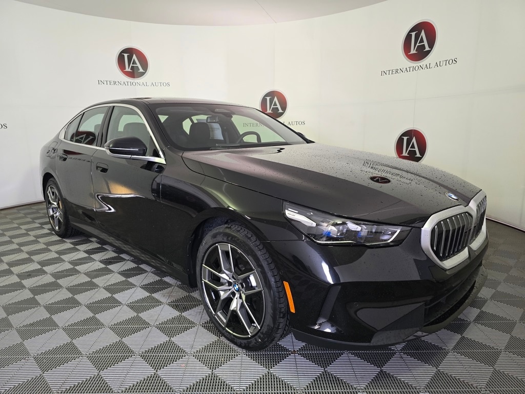 2026 BMW 5 Series 530i's photo