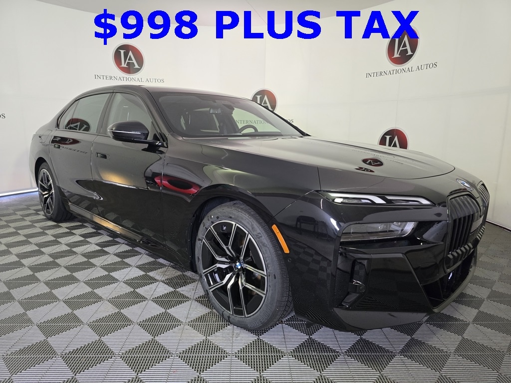 New 2025 BMW 750e xDrive Sedan