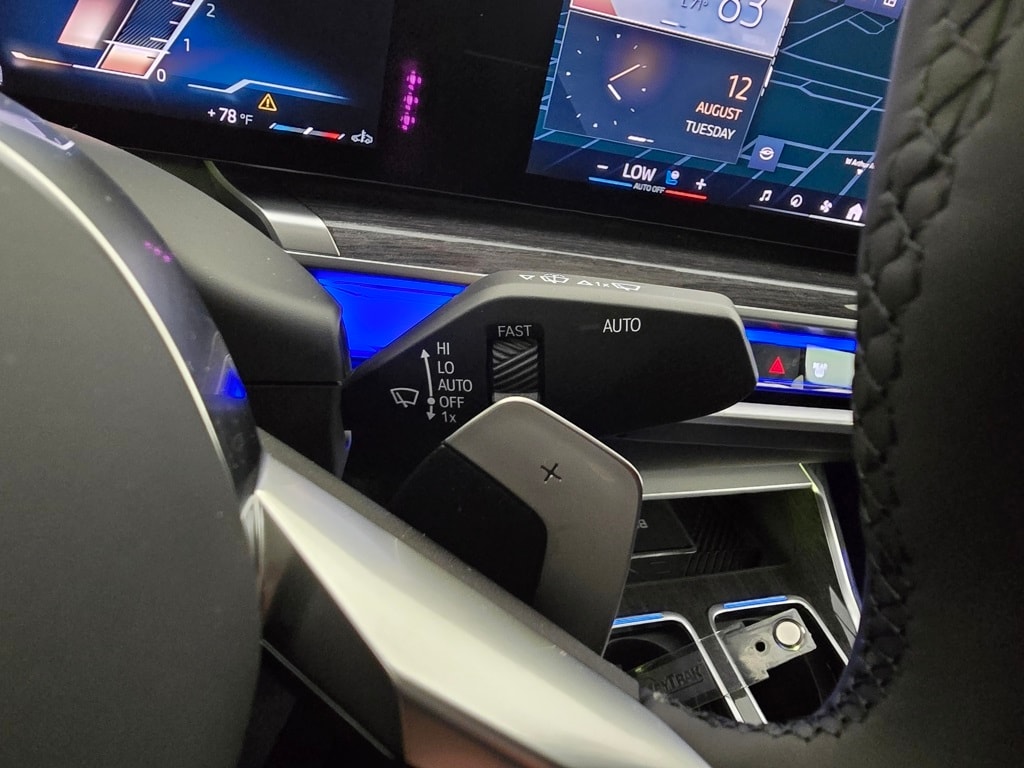 2025 BMW 7 Series 760i - Photo 21