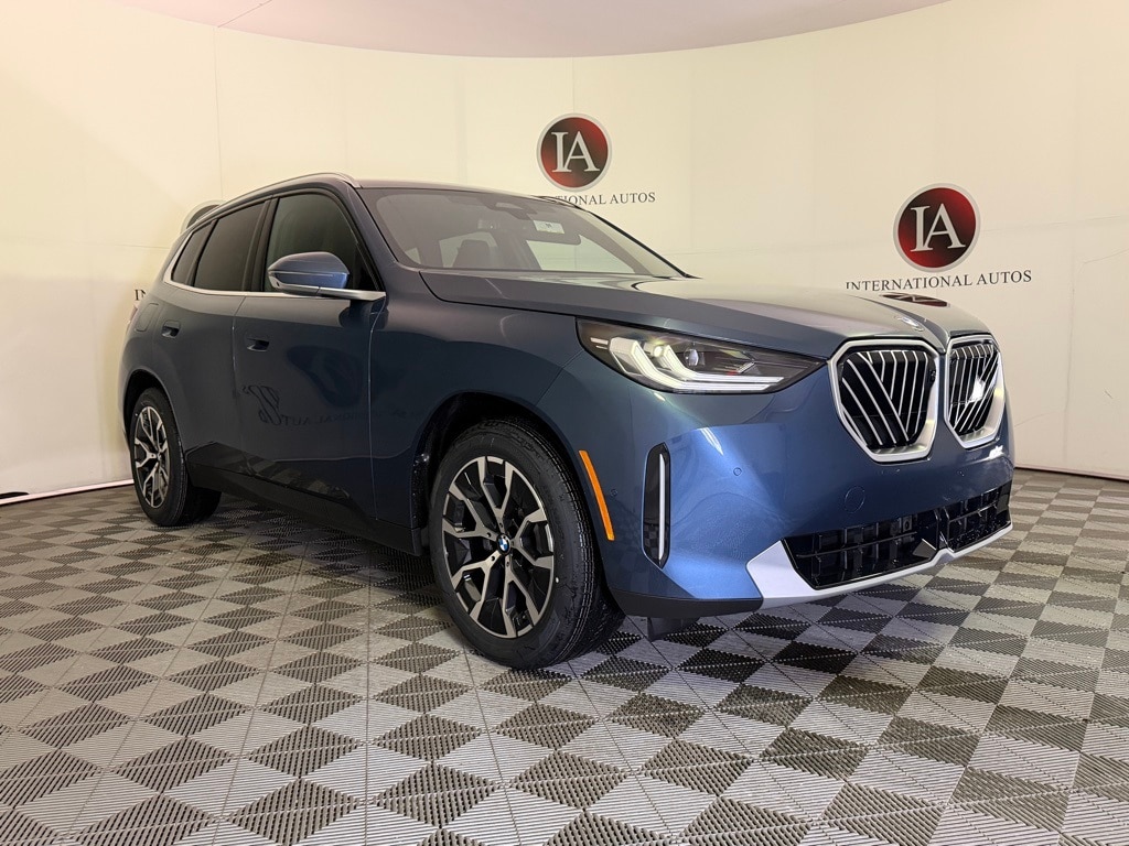 2026 BMW X3 30's photo