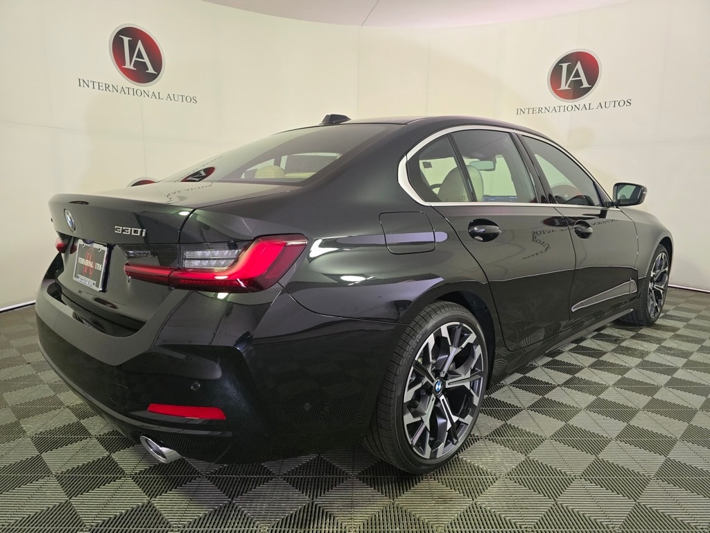 New 2026 BMW 330i xDrive Sedan