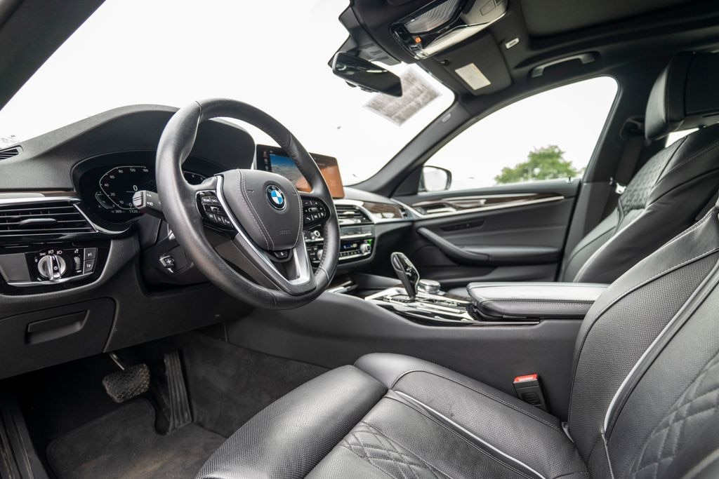 Used 2021 BMW 5 Series 540i xDrive Sedan