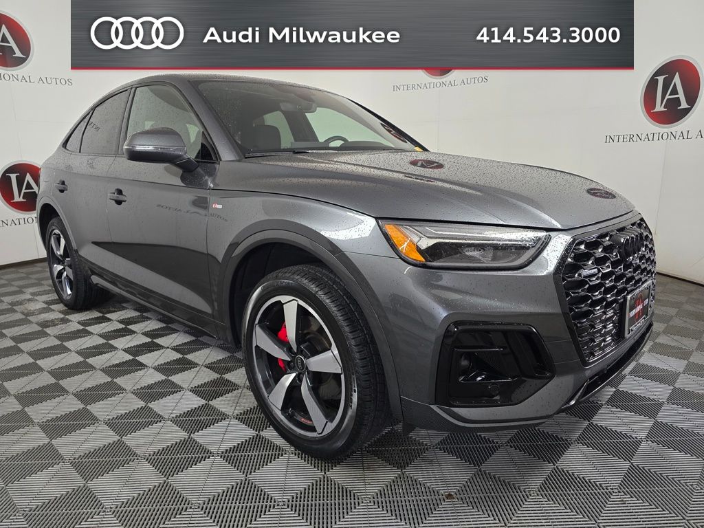 2024 Audi Q5 Sportback 45 Premium Plus's photo