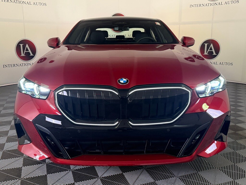 New 2026 BMW 530i xDrive Sedan