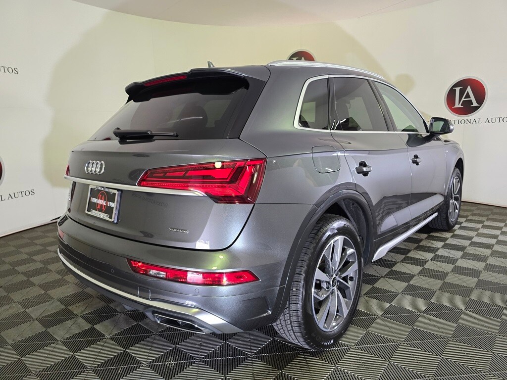 2025 Audi Q5 45 S line Premium photo 3