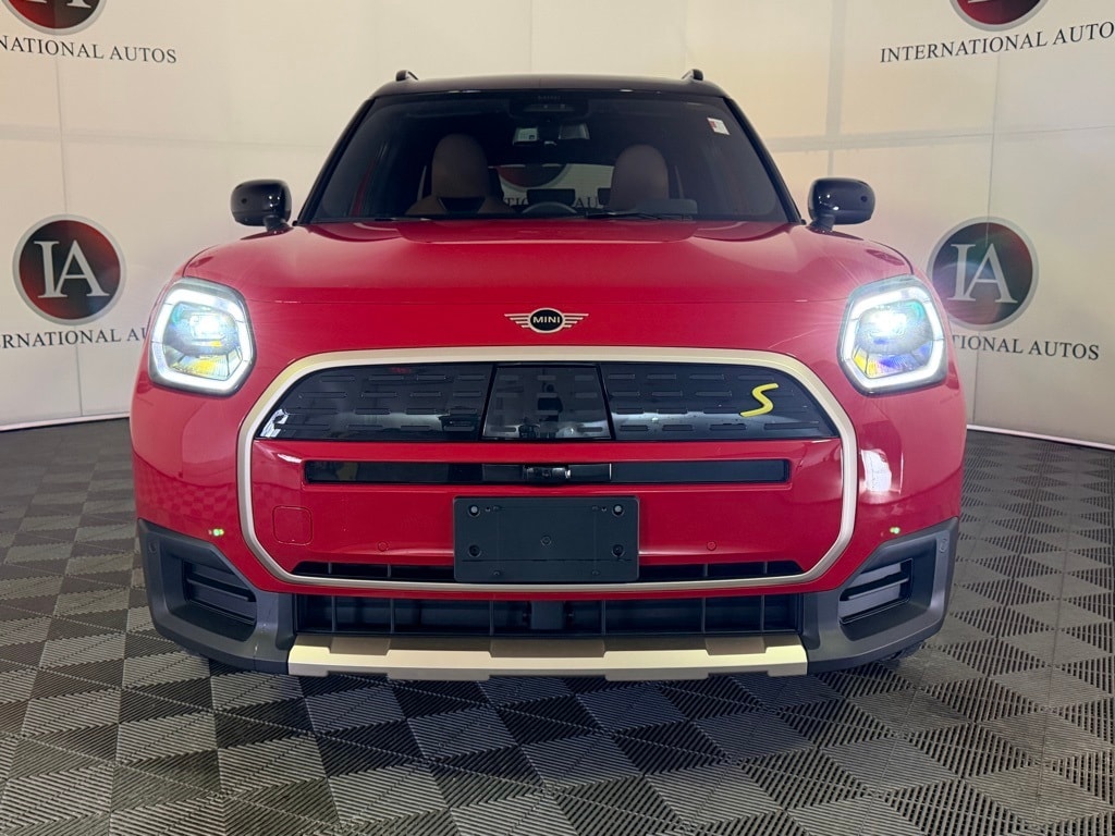 Used 2025 MINI Countryman SE with VIN WMZ53GA04S7R73087 for sale in West Allis, WI