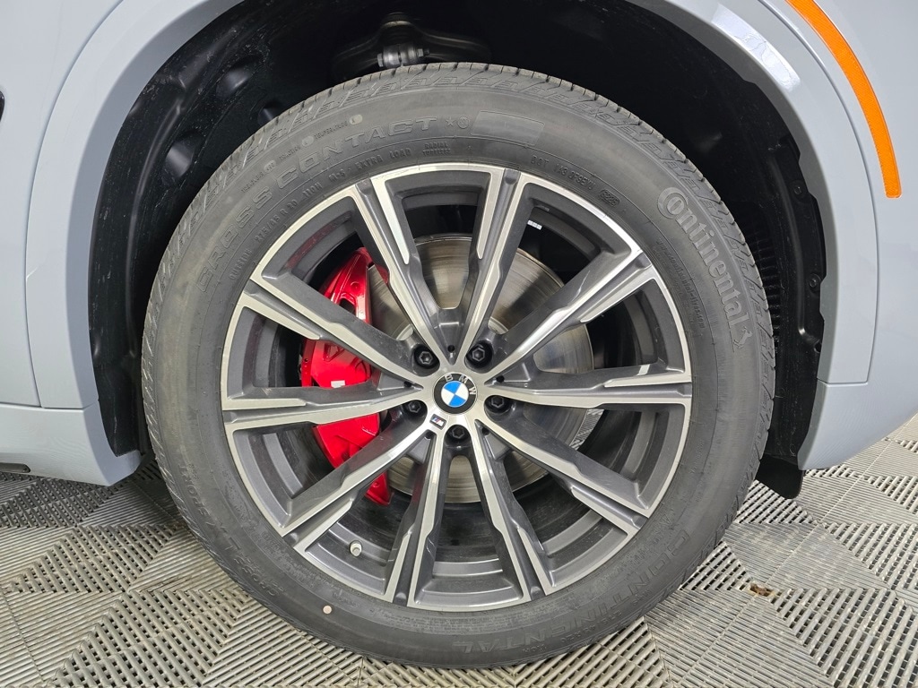 New 2026 BMW X5 xDrive40i SUV