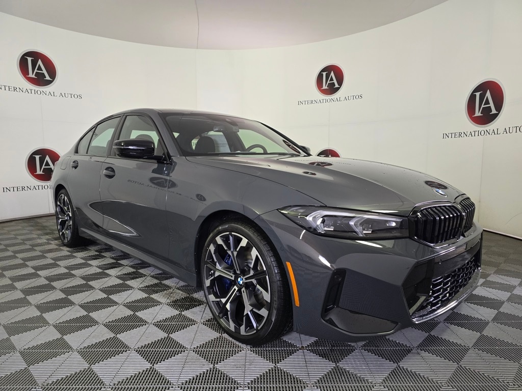 2026 BMW 3 Series 330i's photo