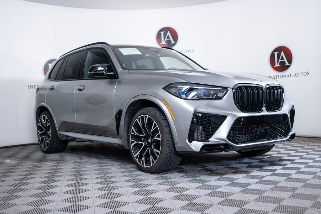 2022 BMW X5 M -'s photo