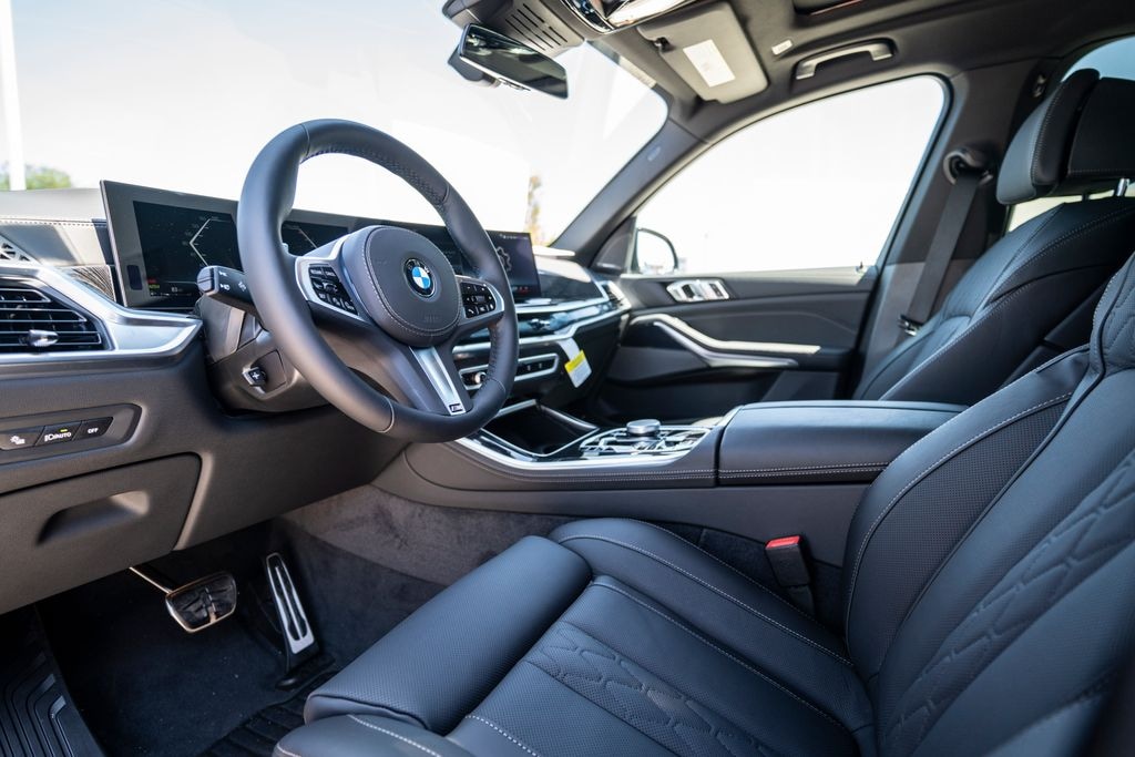 New 2026 BMW X5 xDrive40i SUV