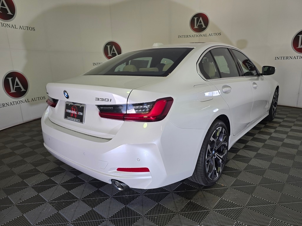 New 2025 BMW 330i xDrive Sedan