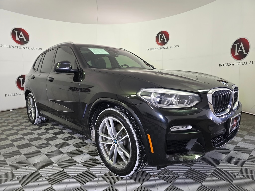 2018 BMW X3 xDrive30i's photo