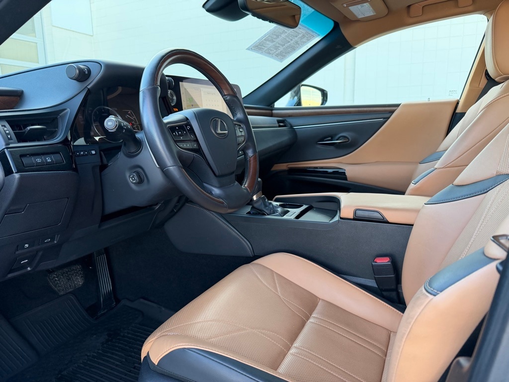 Used 2023 Lexus ES 350 Ultra Luxury Sedan