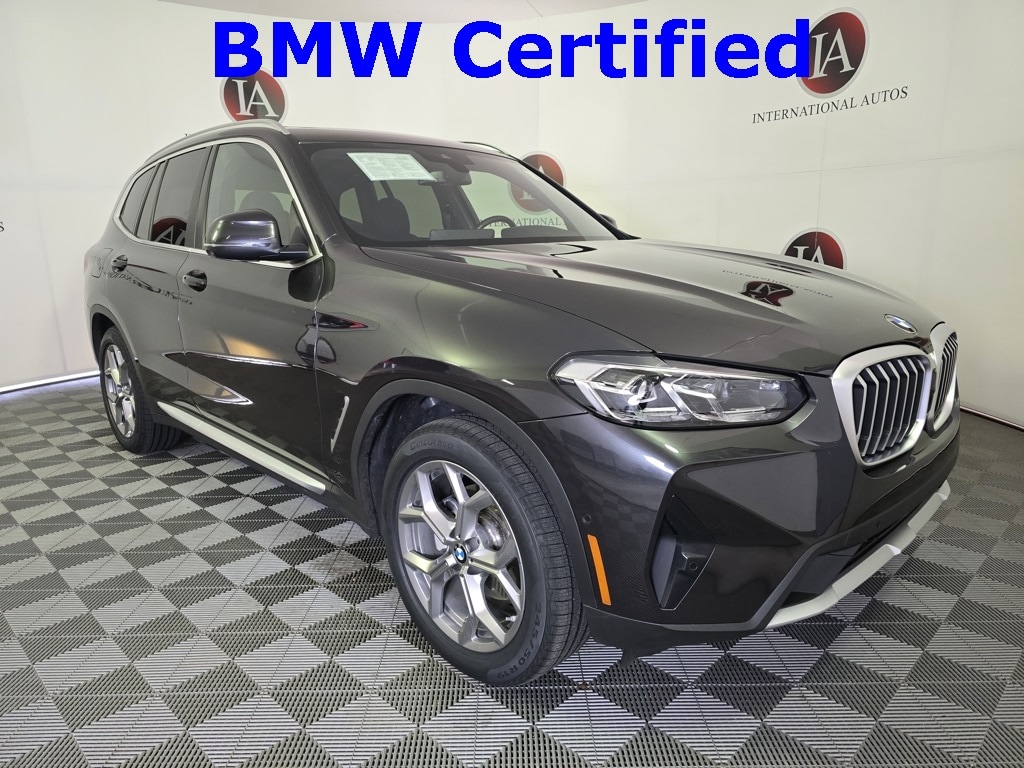 2023 BMW X3 30i's photo