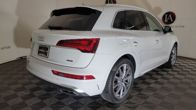 Used 2021 Audi Q5 Premium Plus with VIN WA1E2AFY3M2124805 for sale in West Allis, WI