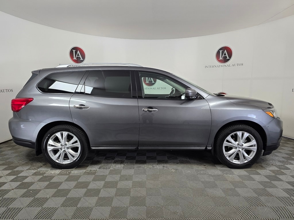 Used 2019 Nissan Pathfinder SL SUV
