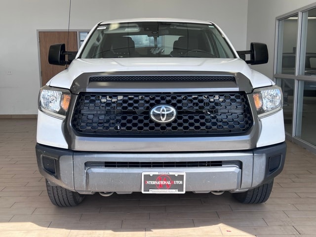 Used 2018 Toyota Tundra SR with VIN 5TFUM5F12JX077609 for sale in Sheboygan, WI