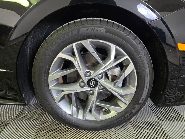 2023 Hyundai Sonata SEL photo 2