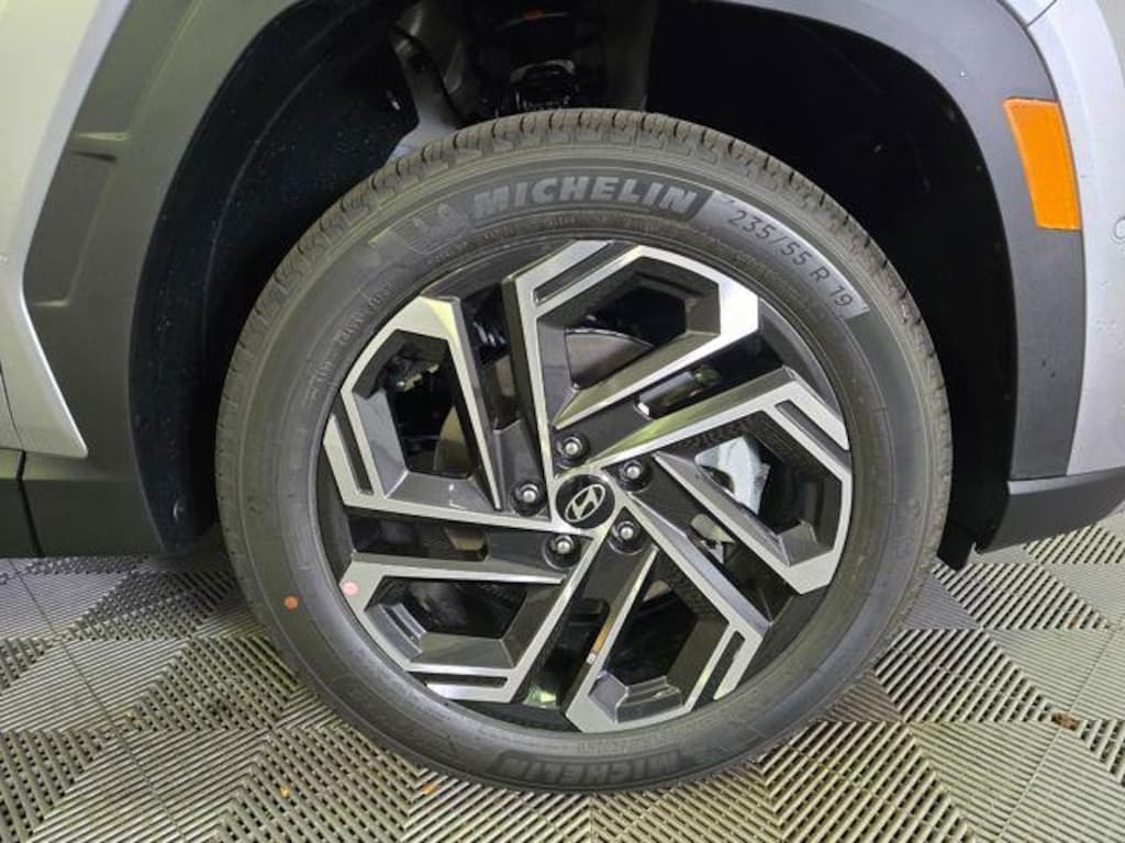 New 2026 Hyundai Tucson Limited AWD SUV