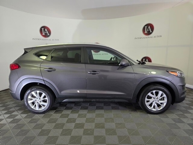 2020 Hyundai Tucson Value photo 3