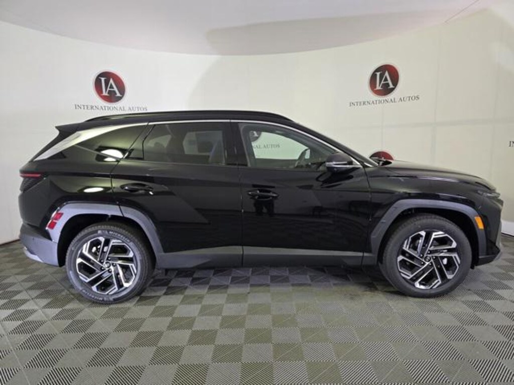 New 2026 Hyundai Tucson Limited AWD SUV