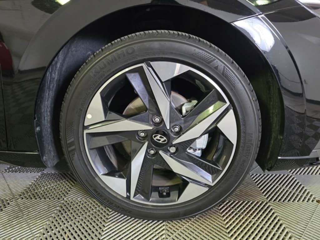 Certified 2023 Hyundai Elantra SEL Sedan