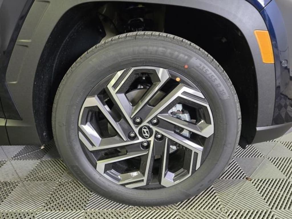 New 2026 Hyundai Tucson Hybrid Limited SUV