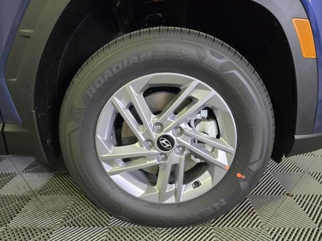 New 2026 Hyundai Tucson SE AWD SUV