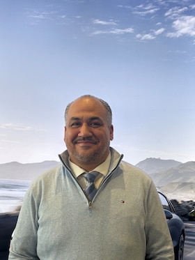 Staff member Robert Gonzalez from 1515b1cd9fb2