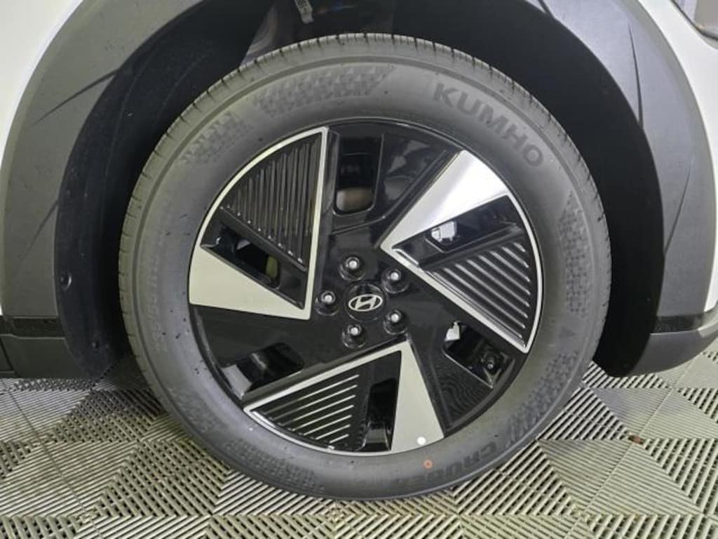 New 2025 Hyundai IONIQ 5 SEL SUV