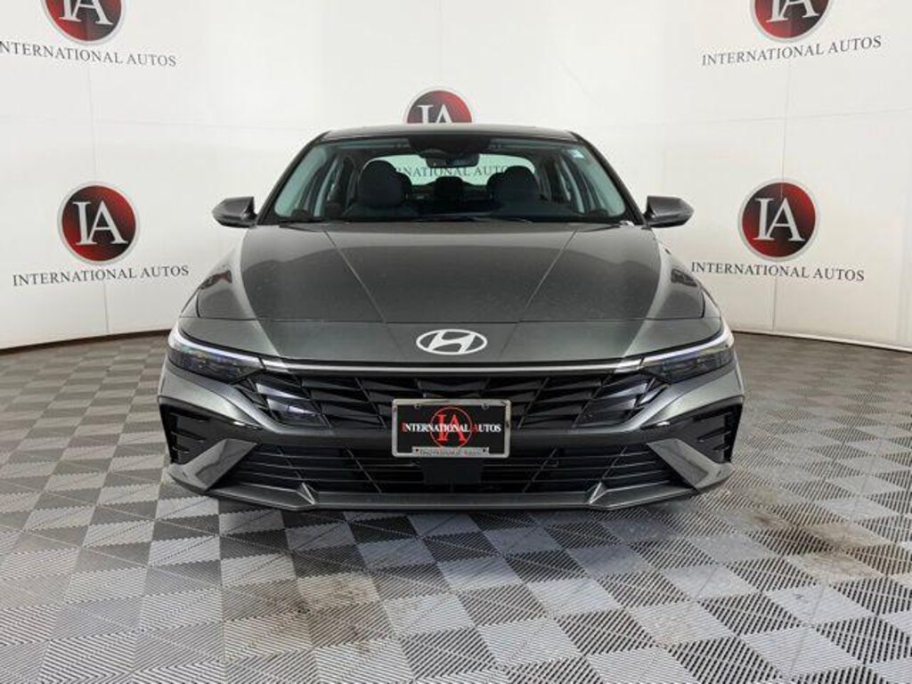 New 2026 Hyundai Elantra Limited Sedan