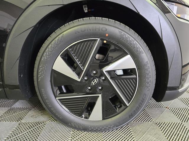 2025 Hyundai Ioniq 5 SEL photo 3