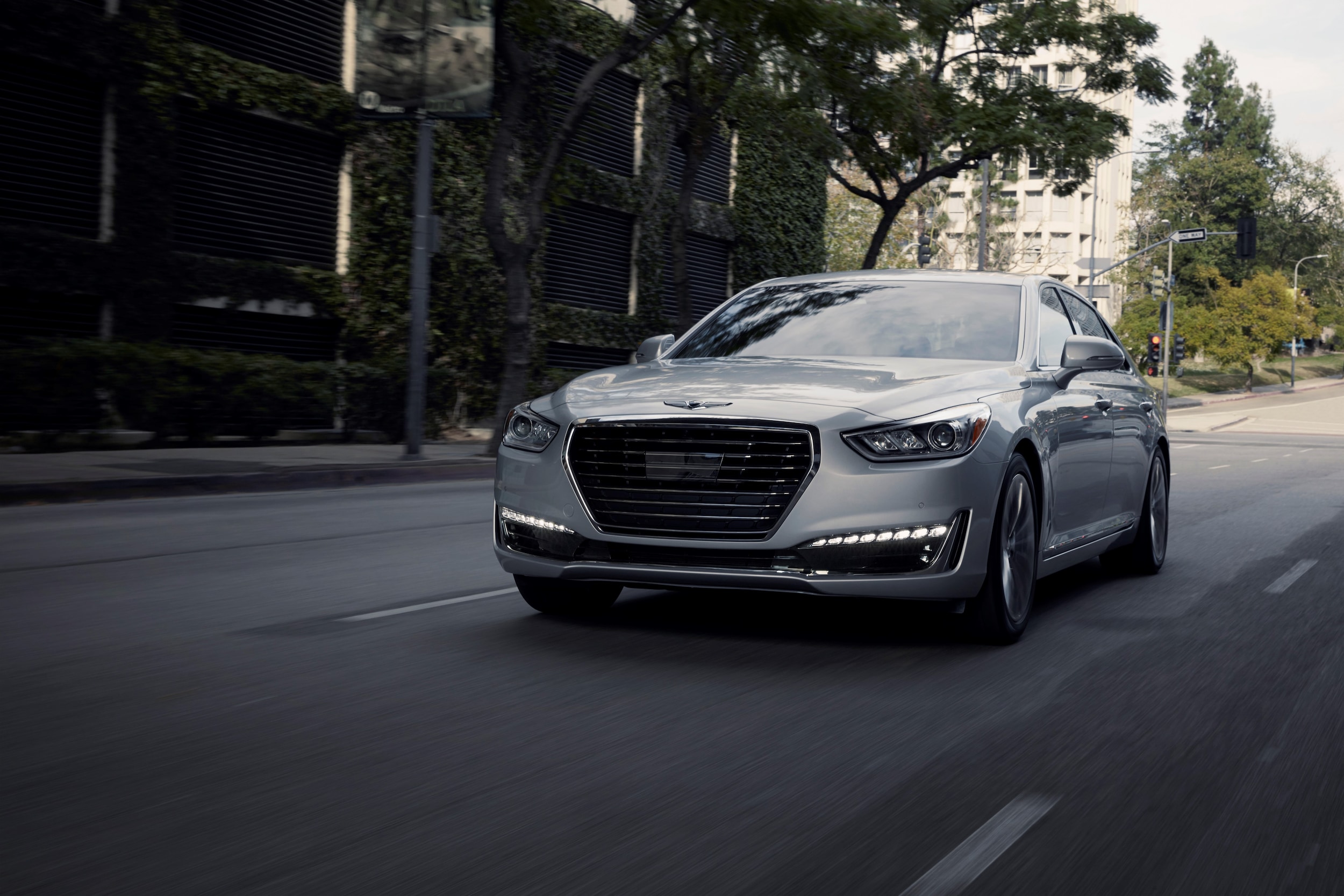 Large-496-2017GenesisG90.jpg