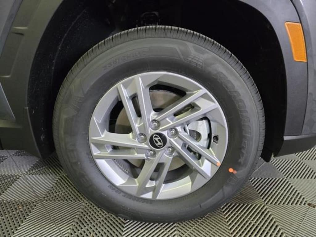 New 2026 Hyundai Tucson SE AWD SUV