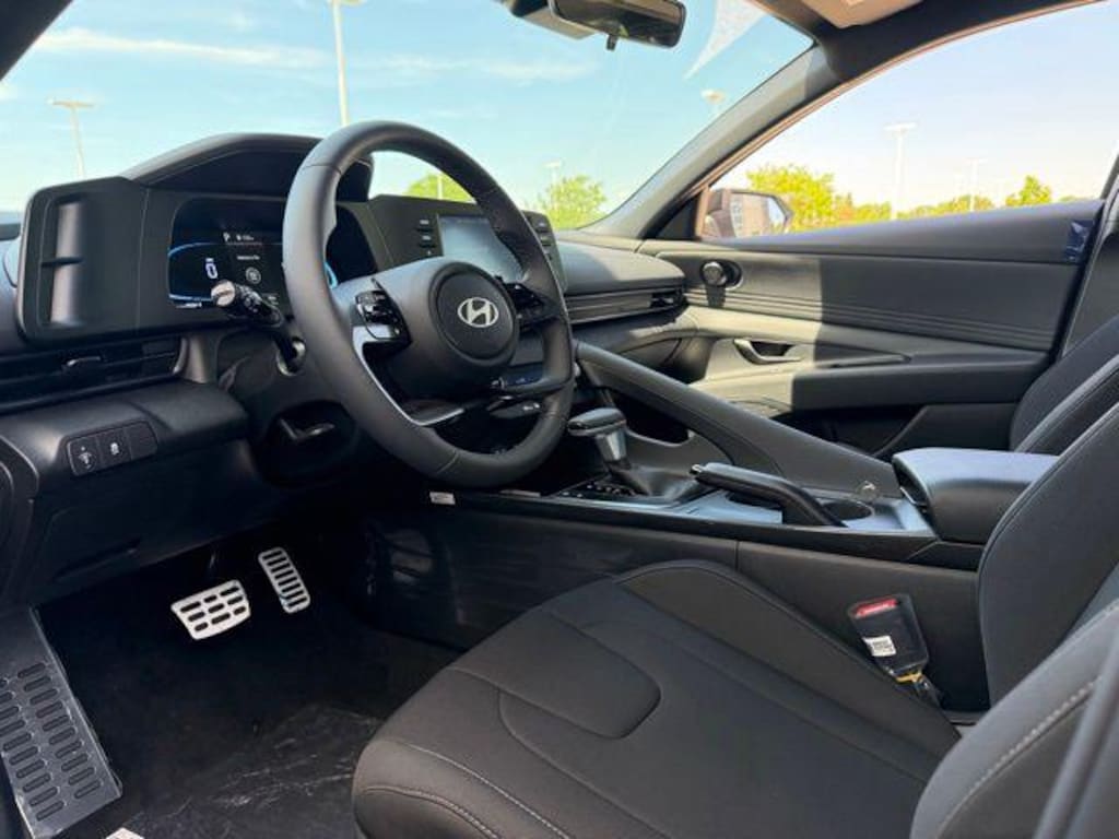 New 2026 Hyundai Elantra SEL Sport Sedan