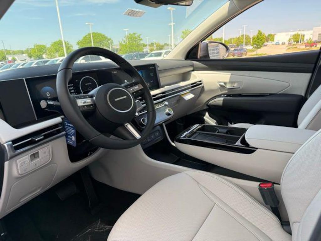 New 2026 Hyundai Tucson Limited AWD SUV