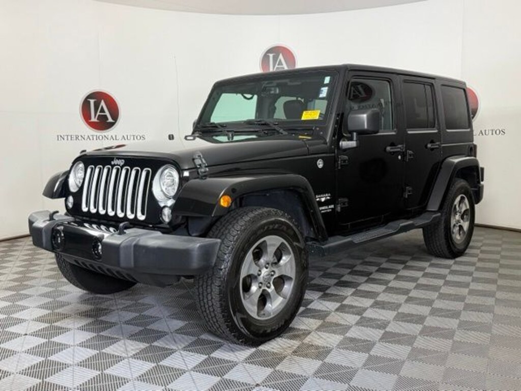 Used 2017 Jeep Wrangler JK Unlimited Sahara 4x4 SUV