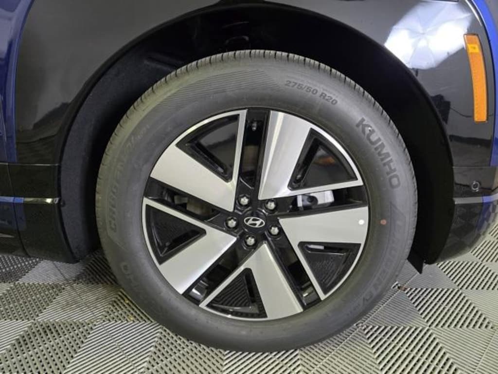 New 2026 Hyundai IONIQ 9 SEL SUV