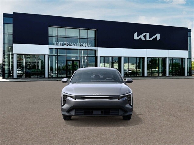 2025 Kia K4 LXS photo 2