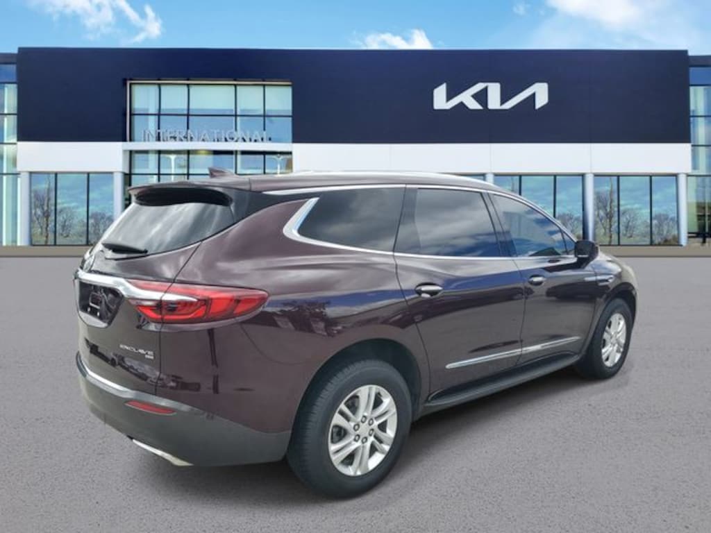 Used 2018 Buick Enclave Essence SUV