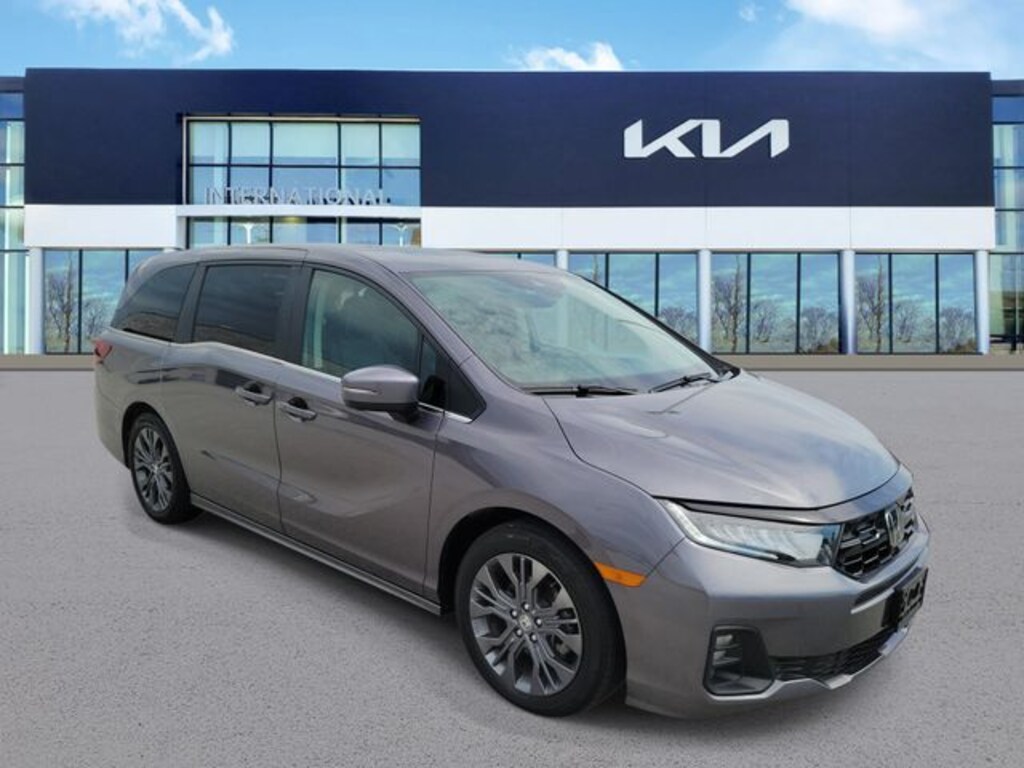 Used 2025 Honda Odyssey Touring Minivan/Van