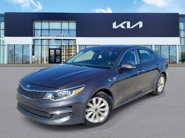 Used 2018 Kia Optima EX with VIN 5XXGU4L3XJG233366 for sale in Orland Hills, IL