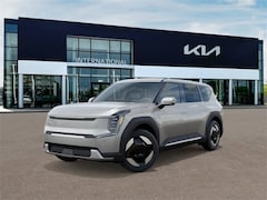 2026 Kia EV9 Light SUV