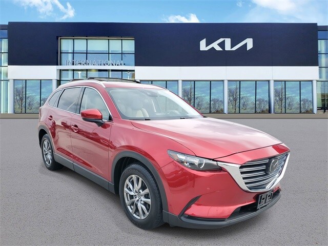2019 Mazda CX-9 Touring photo 2