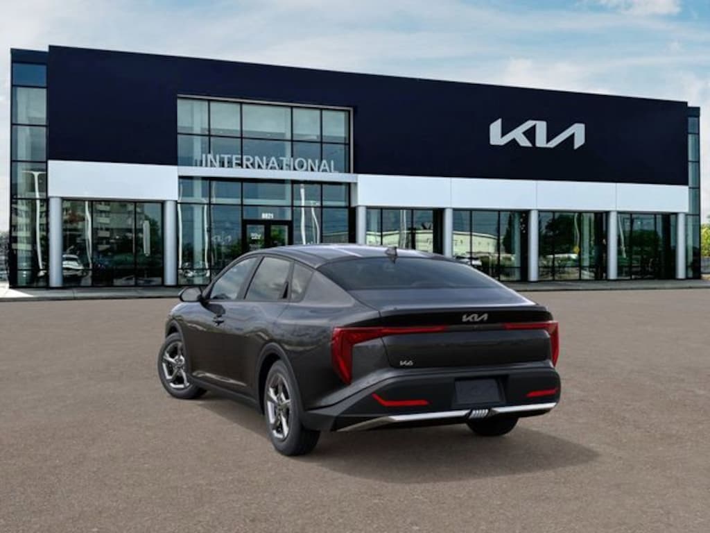 New 2026 Kia K4 LXS Sedan