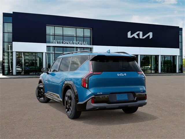 2026 Kia EV9 GT-Line photo 4